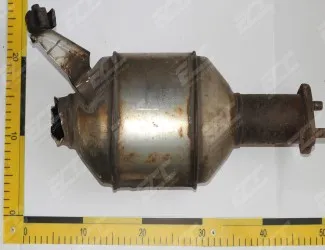 Katalyzátor Mitsubishi MR916040
