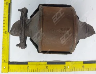 Katalyzátor 46763161