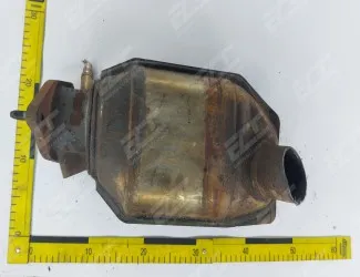 Katalyzátor 001 9918 A