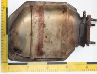 Katalyzátor Ford 001 F072 A - 2