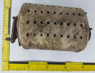 Katalyzátor 9T16-5H250-AB