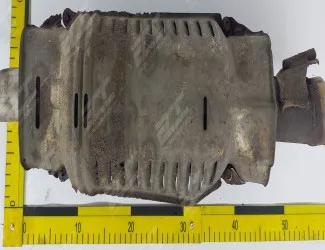 Katalyzátor Honda 10+10 strips on the cover / 3+3 directly on the catalytic converter - 4