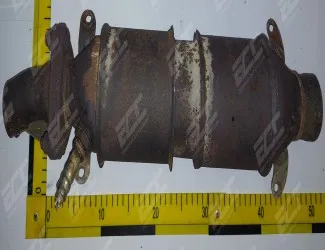 Katalyzátor 2 equal length cylinders wihd sonda (Civic)