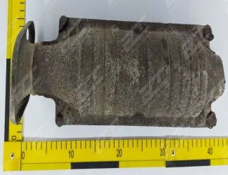 Katalyzátor 8+9 strips on cover / 3+4 directly on catalytic converters (without probe)