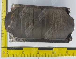 Katalyzátor Honda CRV 4+4 stripes / 3+3 stripes inwards, 1+1 stripes upwards - 2