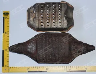 Katalyzátor Toyota F 82 - 3