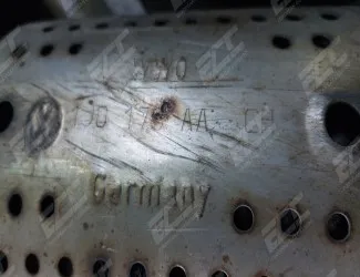 Katalyzátor VW 1J0 178 AA CH - 3