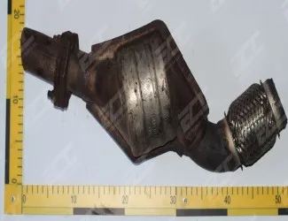 Katalyzátor 3B0 131 701 Q / 8D0 178 E