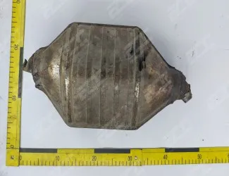 Katalyzátor 8D0 131 701 AE / 8D0 178 F