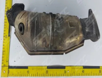 Katalyzátor VW 8D0 131 702 HP / 8D0 178 BE - 2