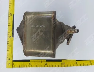 Katalyzátor VW 8E0 131 701 FS / 8E0 178 G - 2